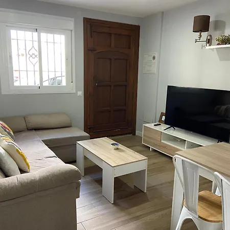 Apartamento Con Garaje Y Patio Ronda