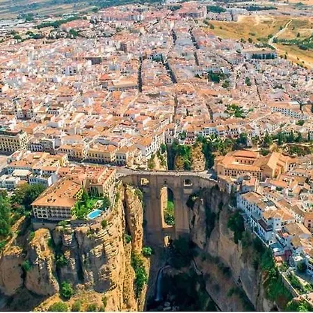 Apartment Apartamento Con Garaje Y Patio *