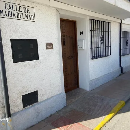 Apartamento Con Garaje Y Patio *