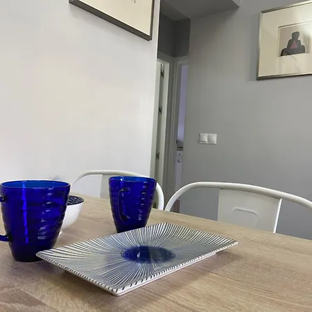 Apartamento Con Garaje Y Patio アパート