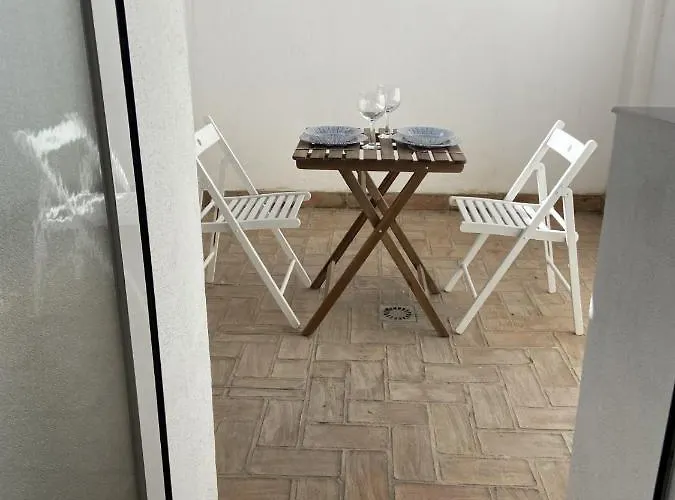 Apartamento Con Garaje Y Patio Apartmán