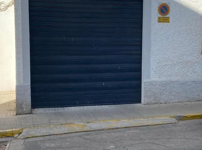 Apartamento Con Garaje Y Patio * Ronda