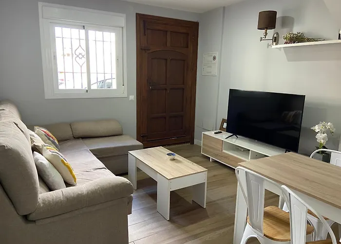 Apartamento Con Garaje Y Patio Ronda